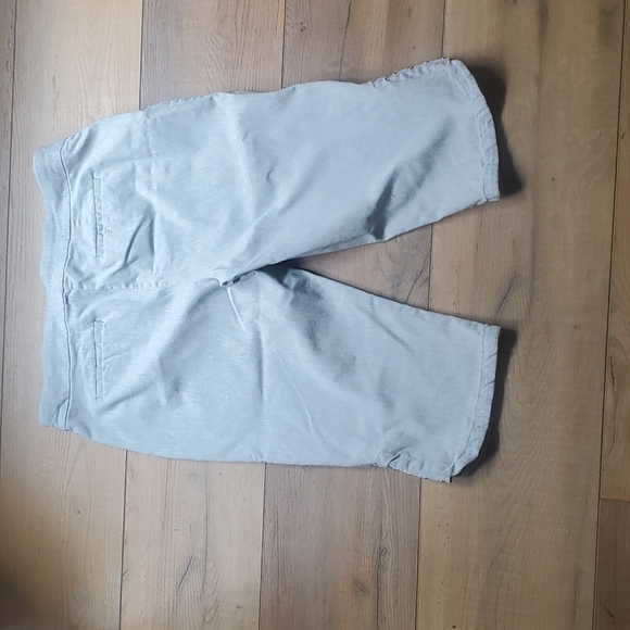 Briggs gray capris - Picture 2 of 7